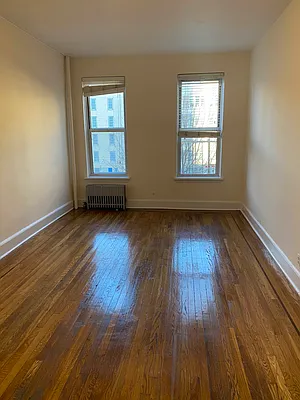 Rented by RV Realty | media 9