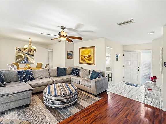 4th image of 2111 Timber Ln