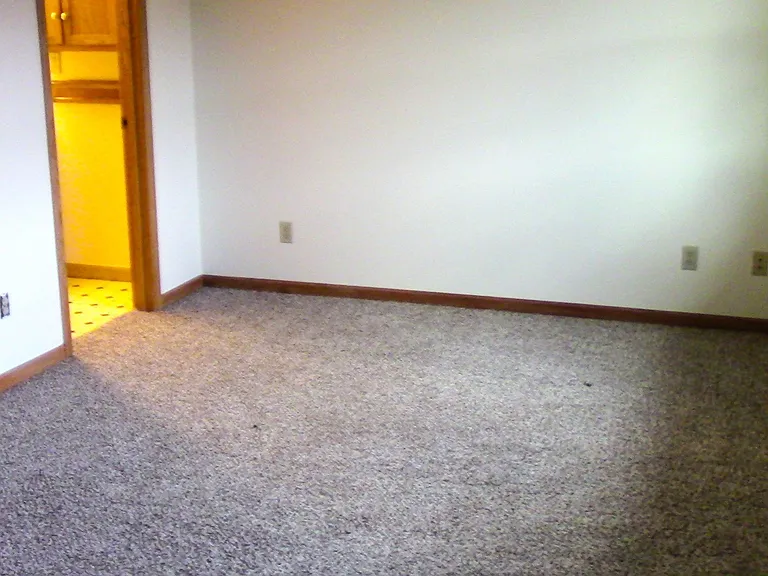 892 Tremont St — Photo 14