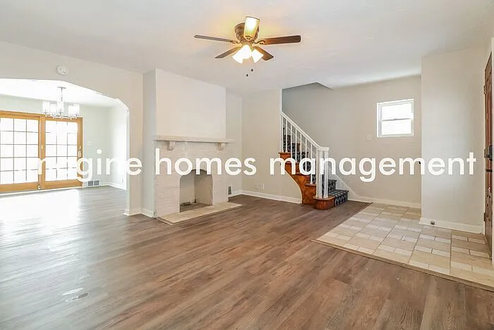 3 bed, 1.0 bath, 1200 sqft, $1,799 — Photo 2