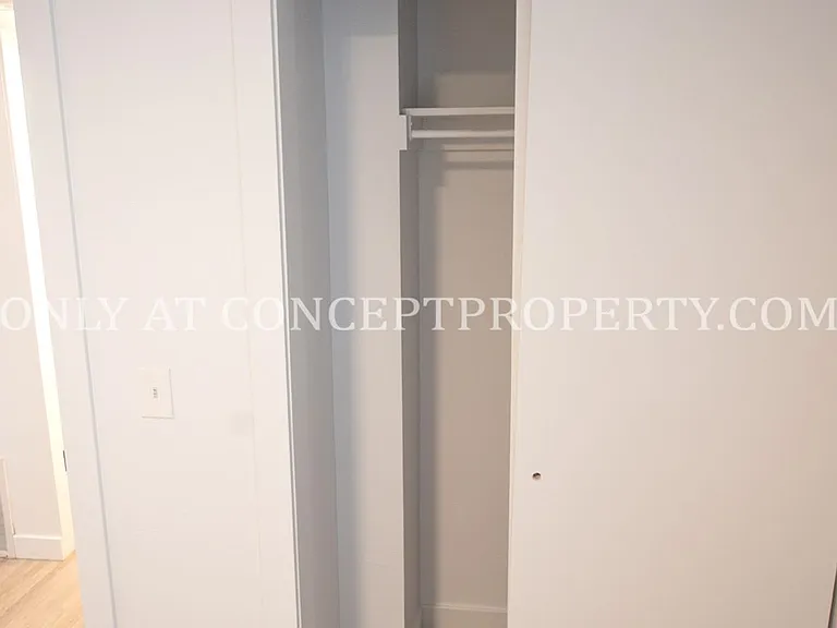 Avenue View Apartments — Photo 21