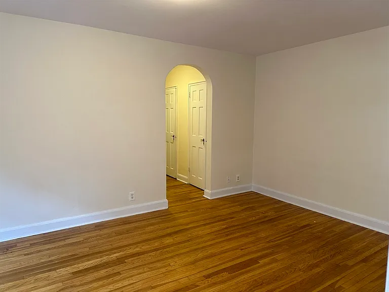 24 Concord Ave #405 — Photo 8