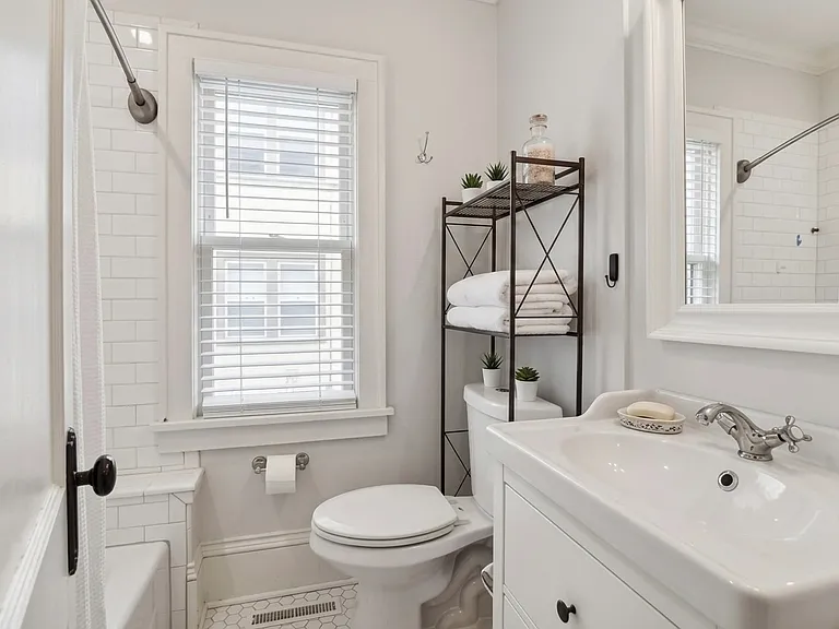 3413 Girard Ave S #1 — Photo 9