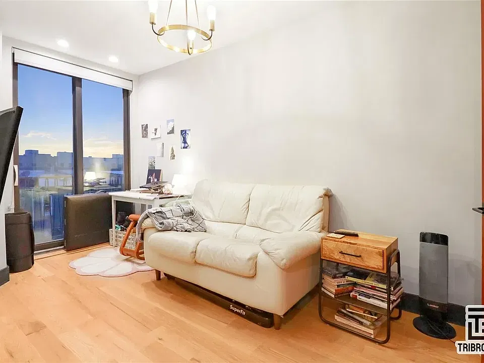 169 Hull St #2B