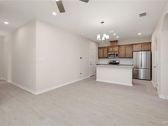 2nd image of 1308 Zurich Ave