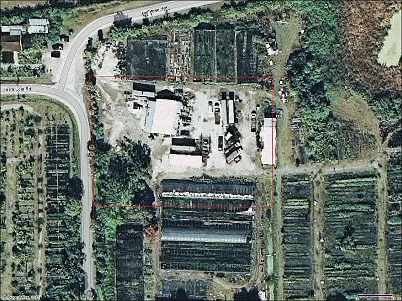 2nd image of 320 Terra Ceia Rd