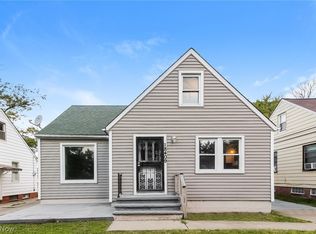 18409 Raymond St, Maple Hts, OH 44137