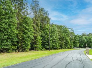 30041 Round Up Dr, Waller, TX 77484