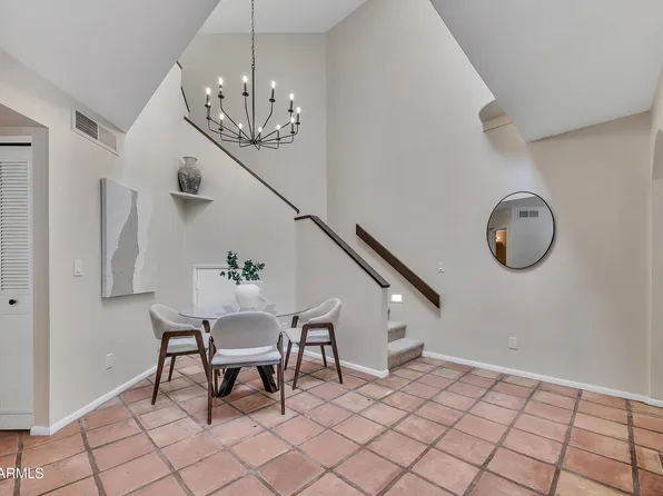 9807 N 5TH Street, Phoenix, AZ 85020