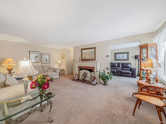 3rd image of 310 Birchwood Road