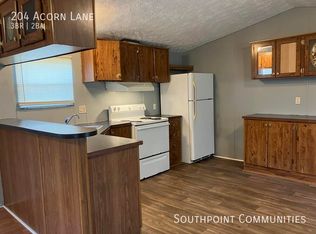 204 Acorn Ln, Greenwood, SC 29646