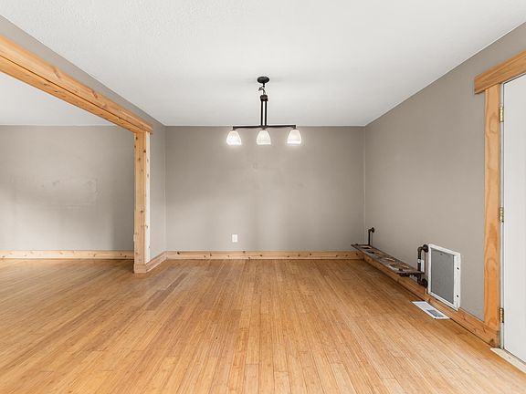 3rd image of 17606 N Michael Rd