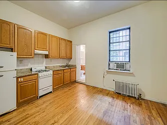 223 East 35th Street
