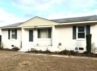 5625 Birch Rd, Fayetteville, NC 28304