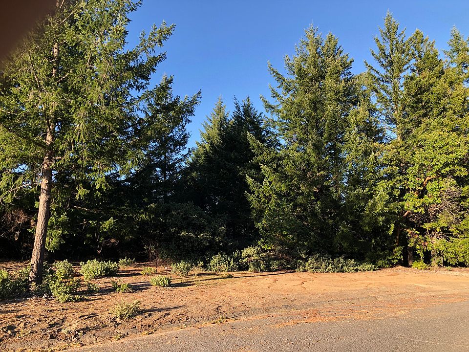 1st image of 624 Toth Rd