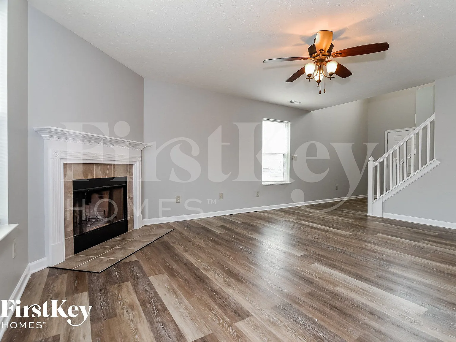 4 bed, 2.5 bath, 1710 sqft, $2,045 — Photo 3