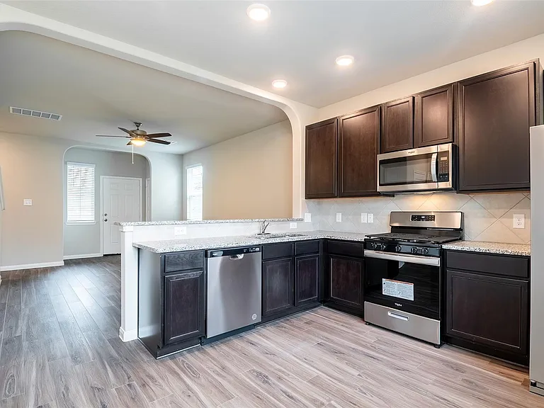 3707 Cub Dr — Photo 9