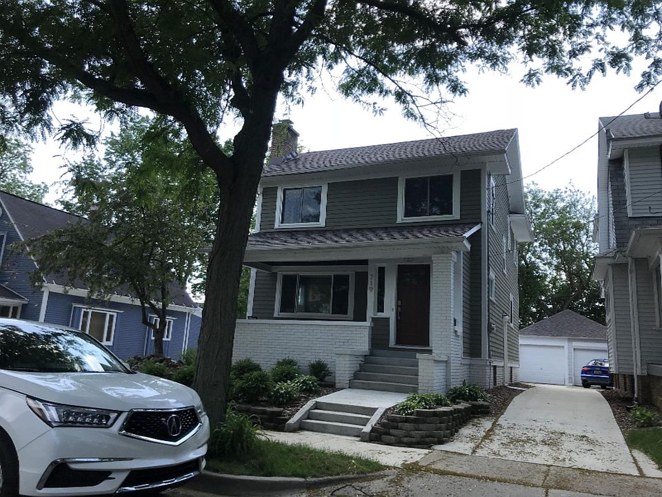 1st image of 719 Gladstone Dr SE