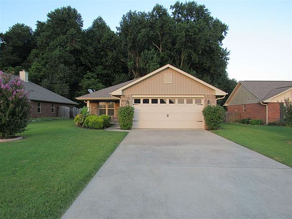2nd image of 119 Willow Tree Dr