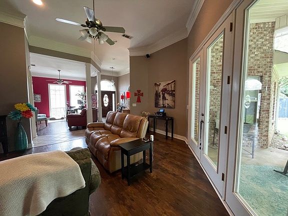 4th image of 315 Belize Ct