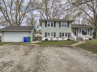 4624 Beacon Dr, Decatur, IL 62521