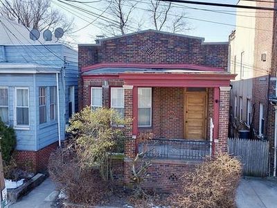121 Sherman Pl, Jersey City, NJ, 07307