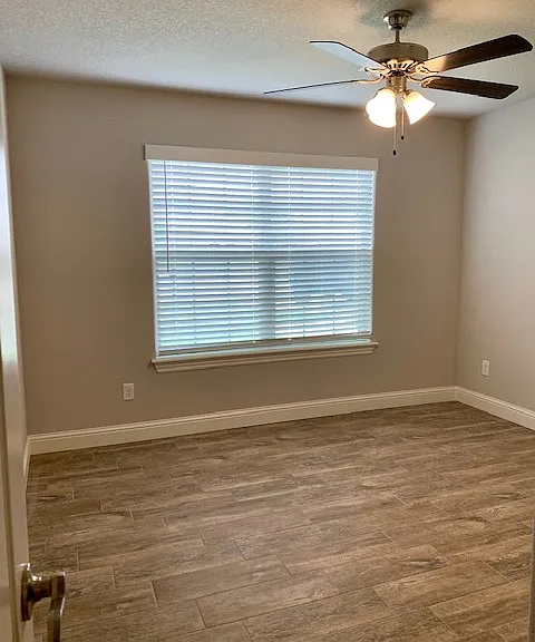 5601 Sapphire Dr — Photo 18