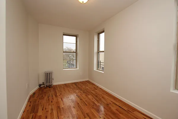 Rented by Nooklyn NYC LLC | media 16