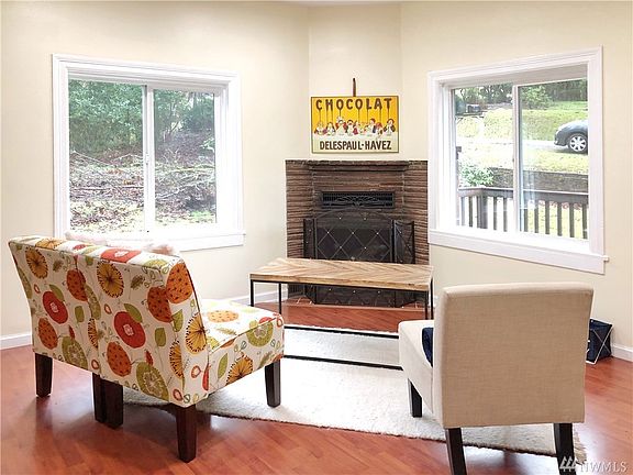 3rd image of 12530 20th Ave NE #A