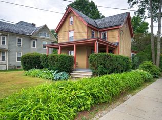 42 Halsted St, Newton, NJ 07860