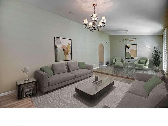 4th image of 2718 E Altadena Ave