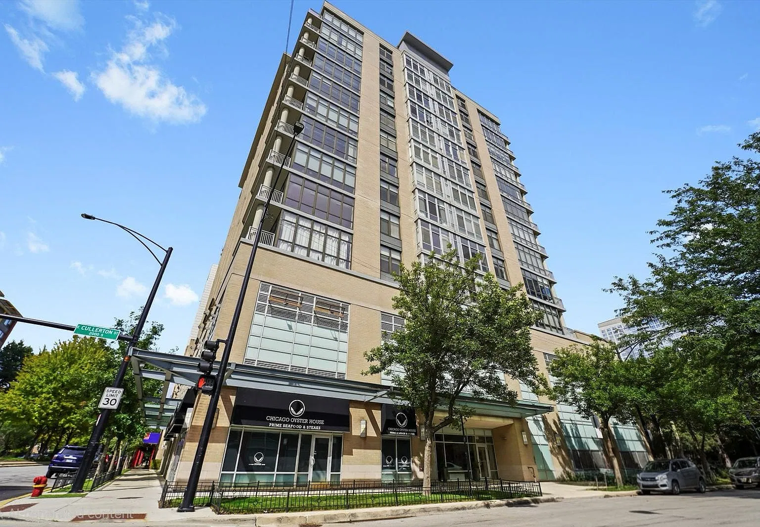 212 E Cullerton