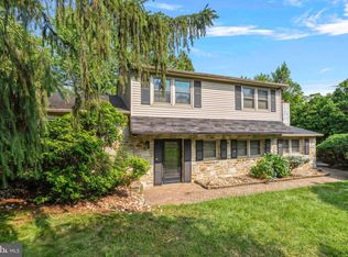 3886 Dempsey Ln, Huntingdon Valley, PA 19006