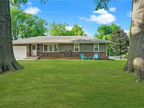 15808 E South Ave, Independence, MO 64050