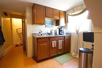 3rd image of 29 Litchfield St #3