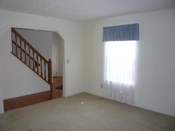 2nd image of 6155 Ivy Woods Ct