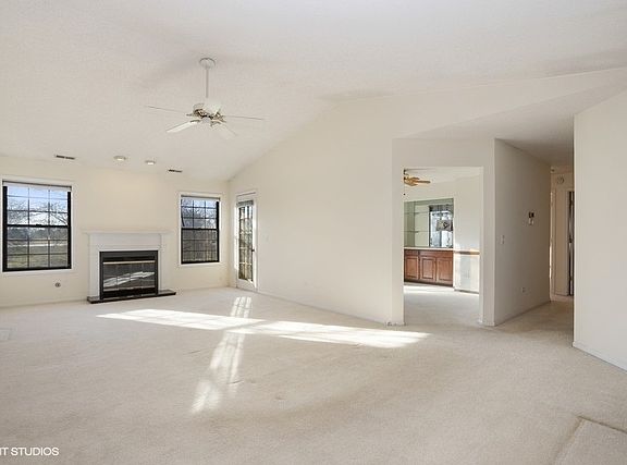2nd image of 414 Elizabeth Dr #15-D
