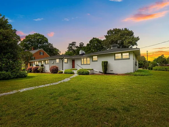 102 Irving St, Franklin, VA 23851