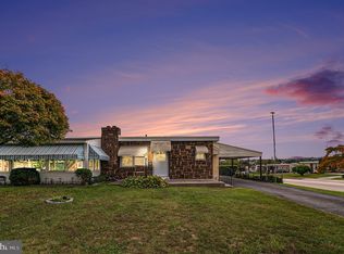 1301 Hillcrest Rd, Conshohocken, PA 19428