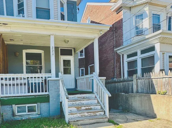 221 Highland Ave, Trenton, NJ 08618