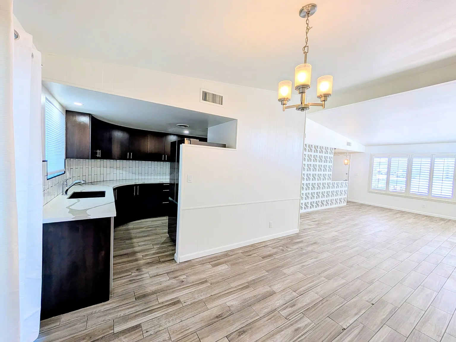 2 bed, 1260 sqft, $2,350 — Photo 3