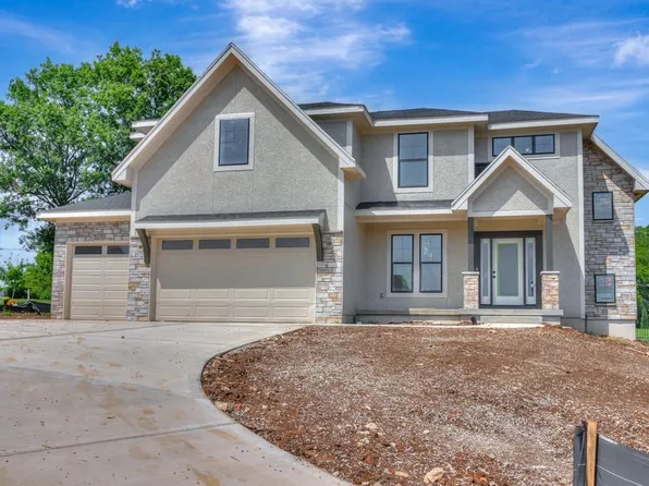 2609 NE Amanda Ln, Blue Springs, MO 64029