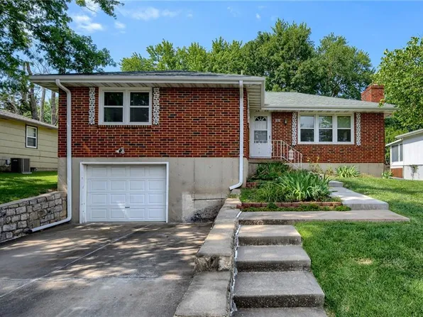306 NE 88th St, Kansas City, MO 64155