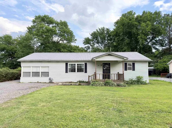 395 W Lakeview Dr, Hornbeak, TN 38232