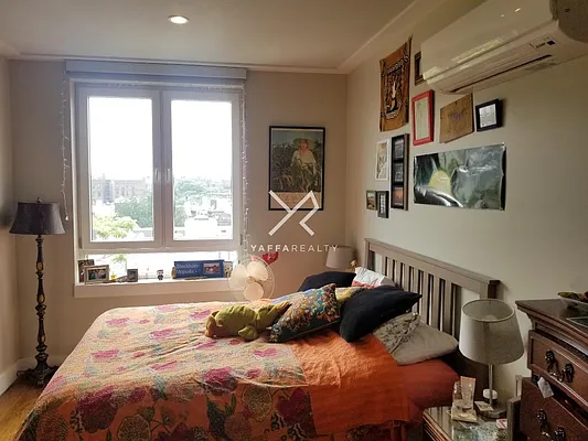 Rented by Yaffa Realty LLC | media 10