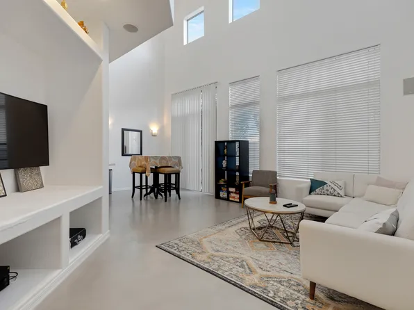 4832 N Woodmere Fairway Unit C104, Scottsdale, AZ 85251