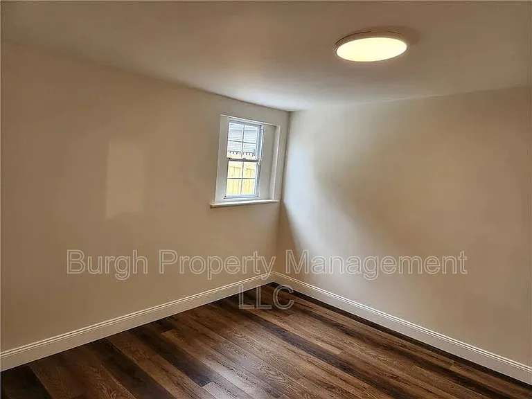 331 Redwood St — Photo 13