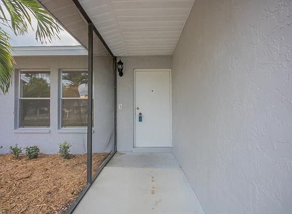 4th image of 10209 Sandy Hollow Ln