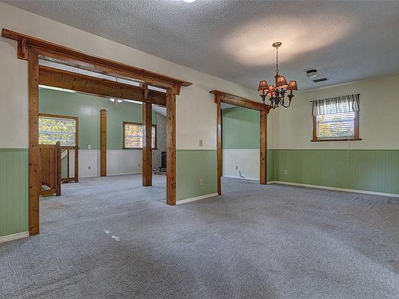 18th image of 1950 9TH AVENUE