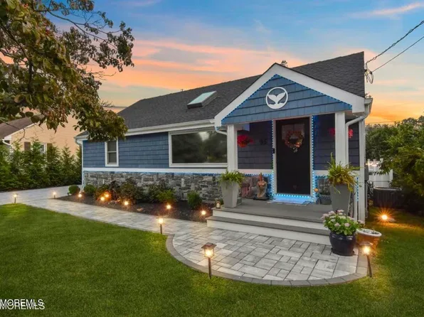 95 W Washington Avenue, Atlantic Highlands, NJ 07716